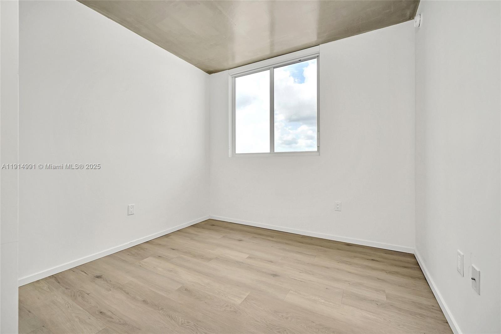 Griffin Park Residences - Residential Lease