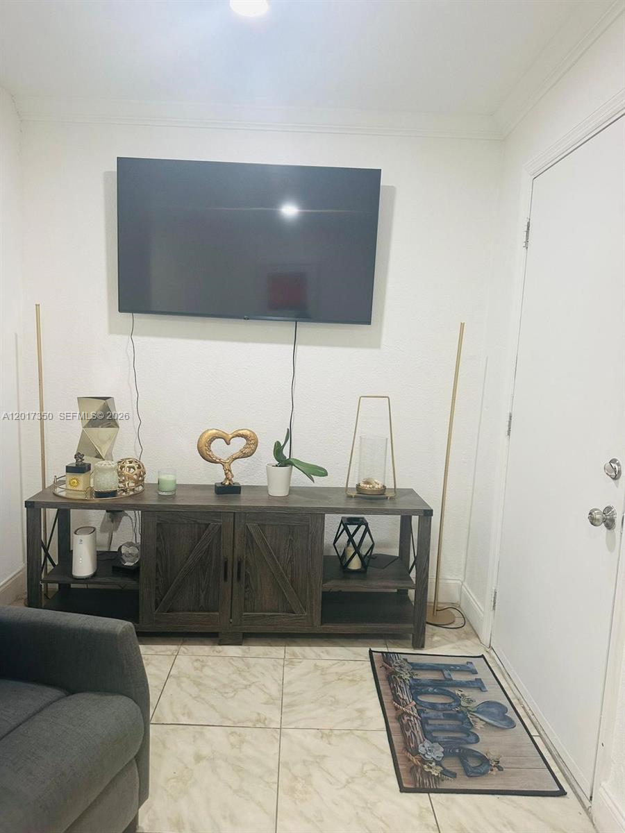 BIRD ROAD CONDO - Residential