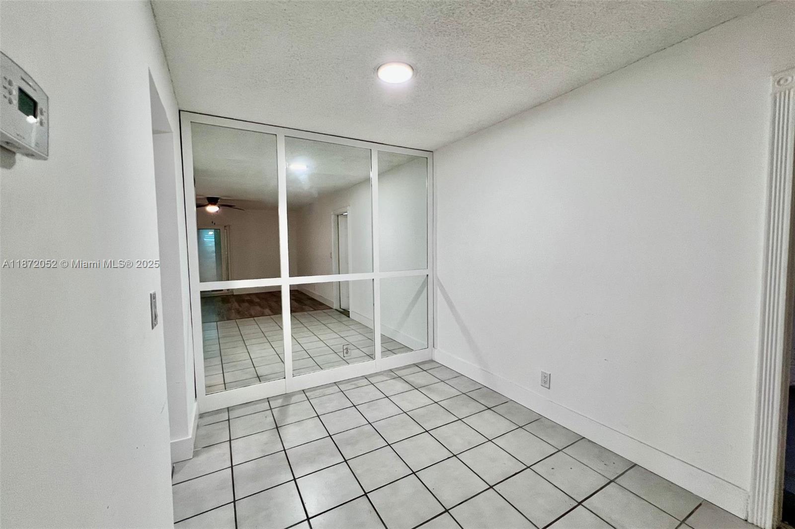 OAK TREE GARDEN CONDO - Residential Lease