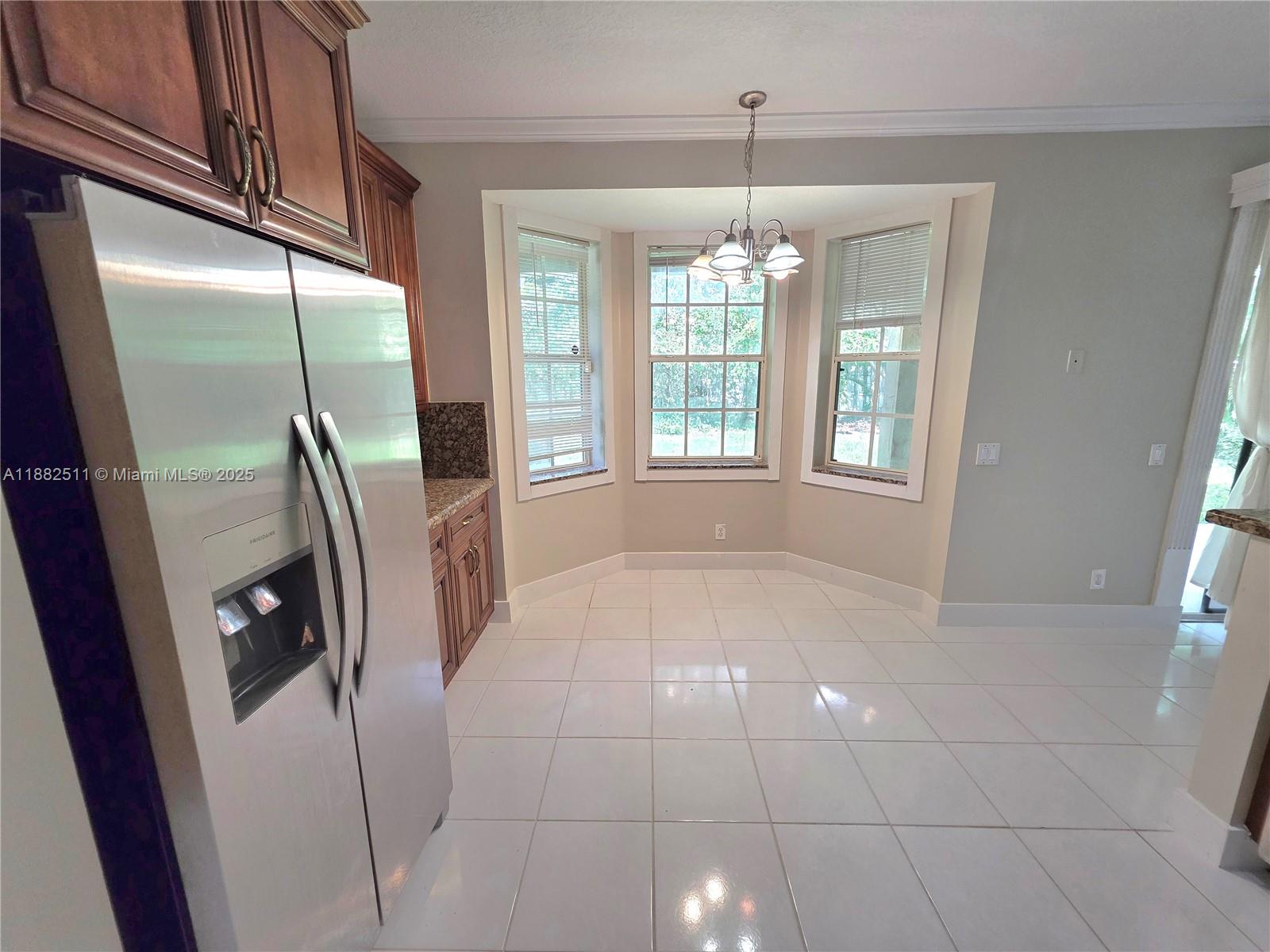 SECTOR 4 NORTH - Residential Lease