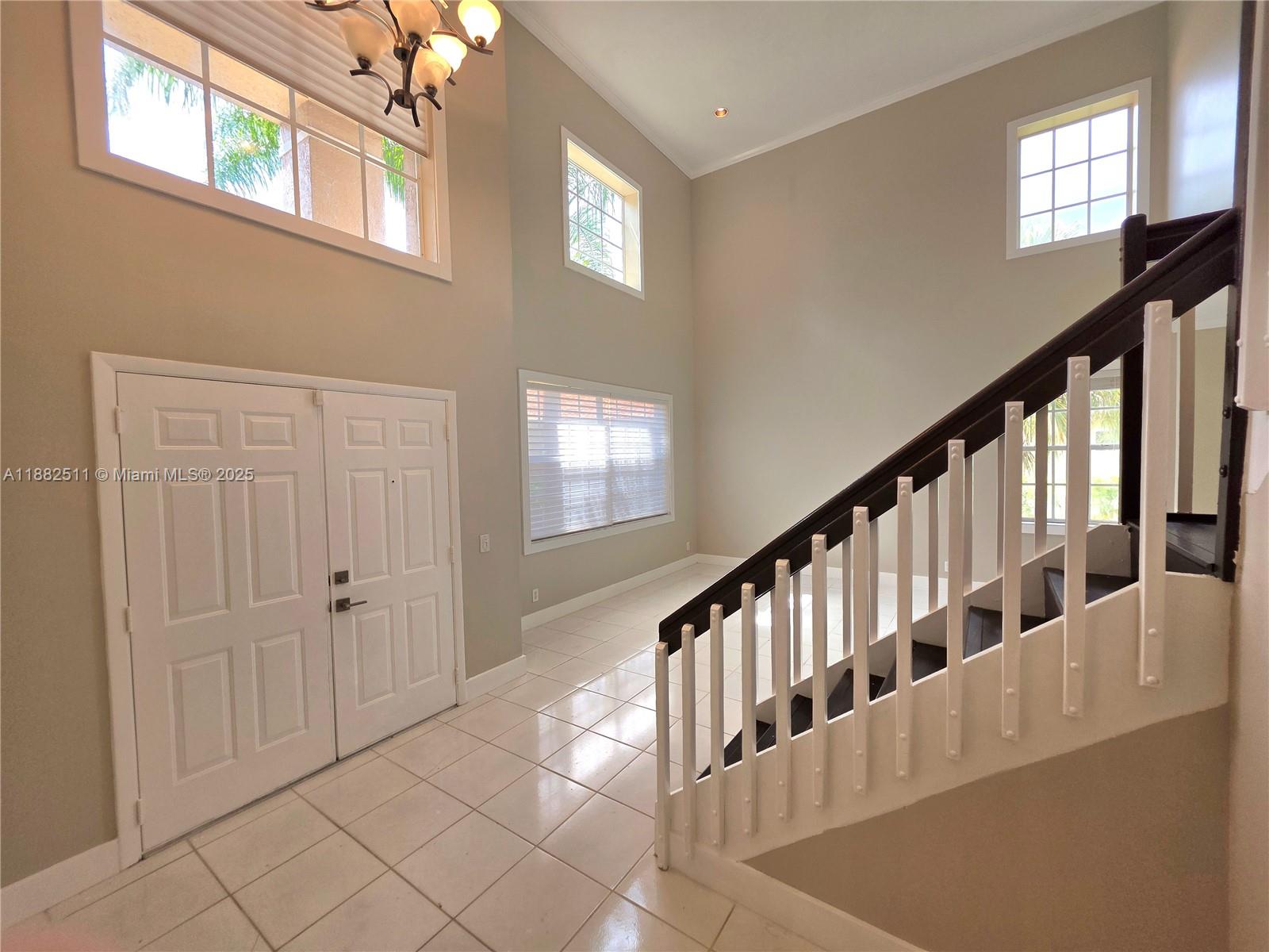 SECTOR 4 NORTH - Residential Lease