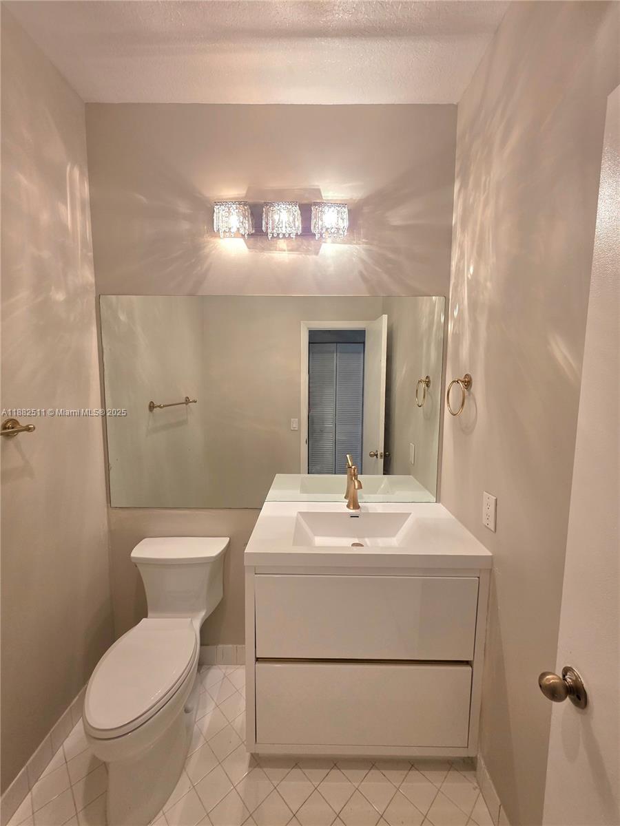 SECTOR 4 NORTH - Residential Lease