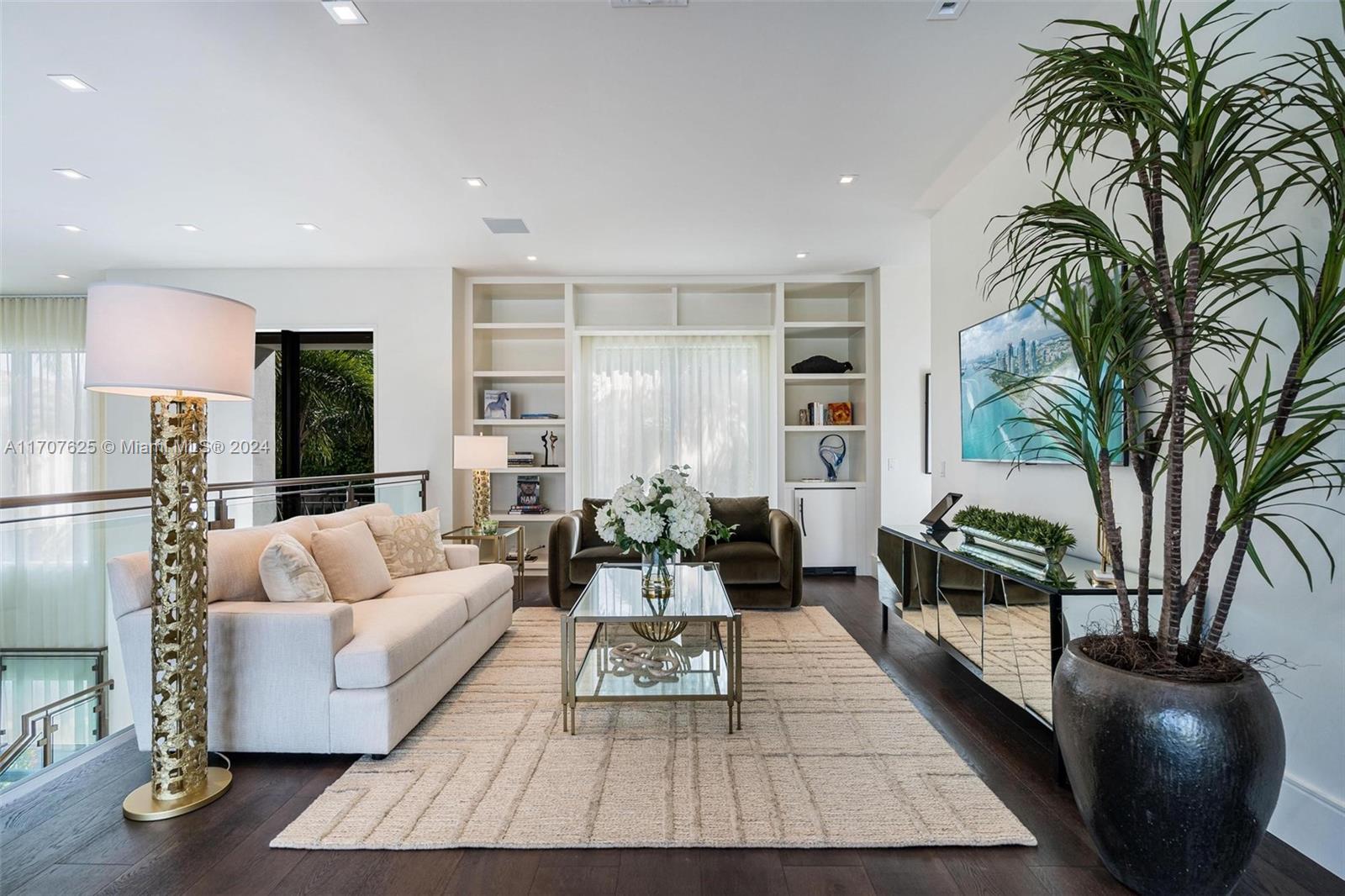 SANCTUARY - Residential