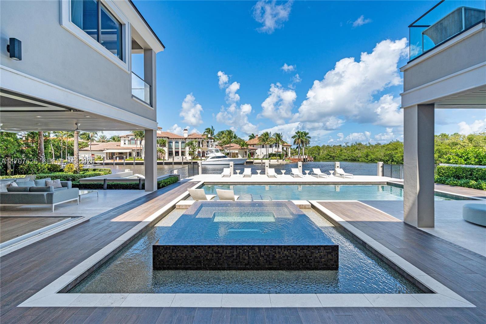 SANCTUARY - Residential