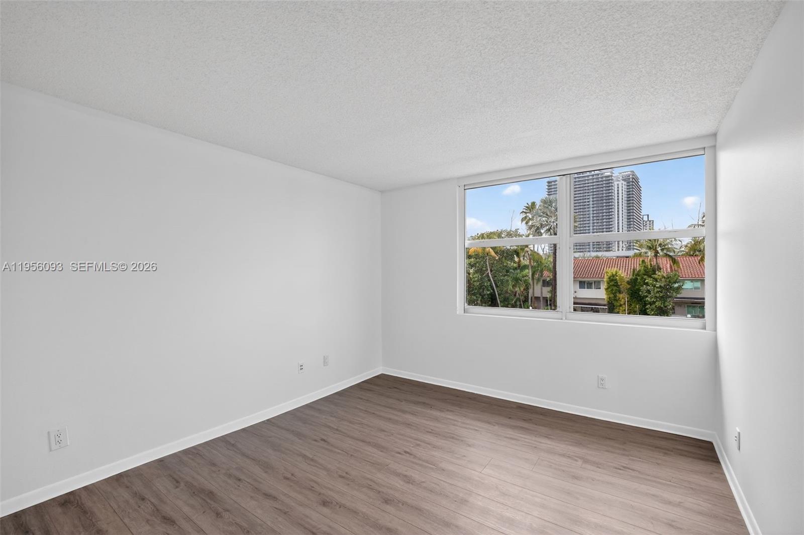 REEF WEST CONDO - Residential Lease
