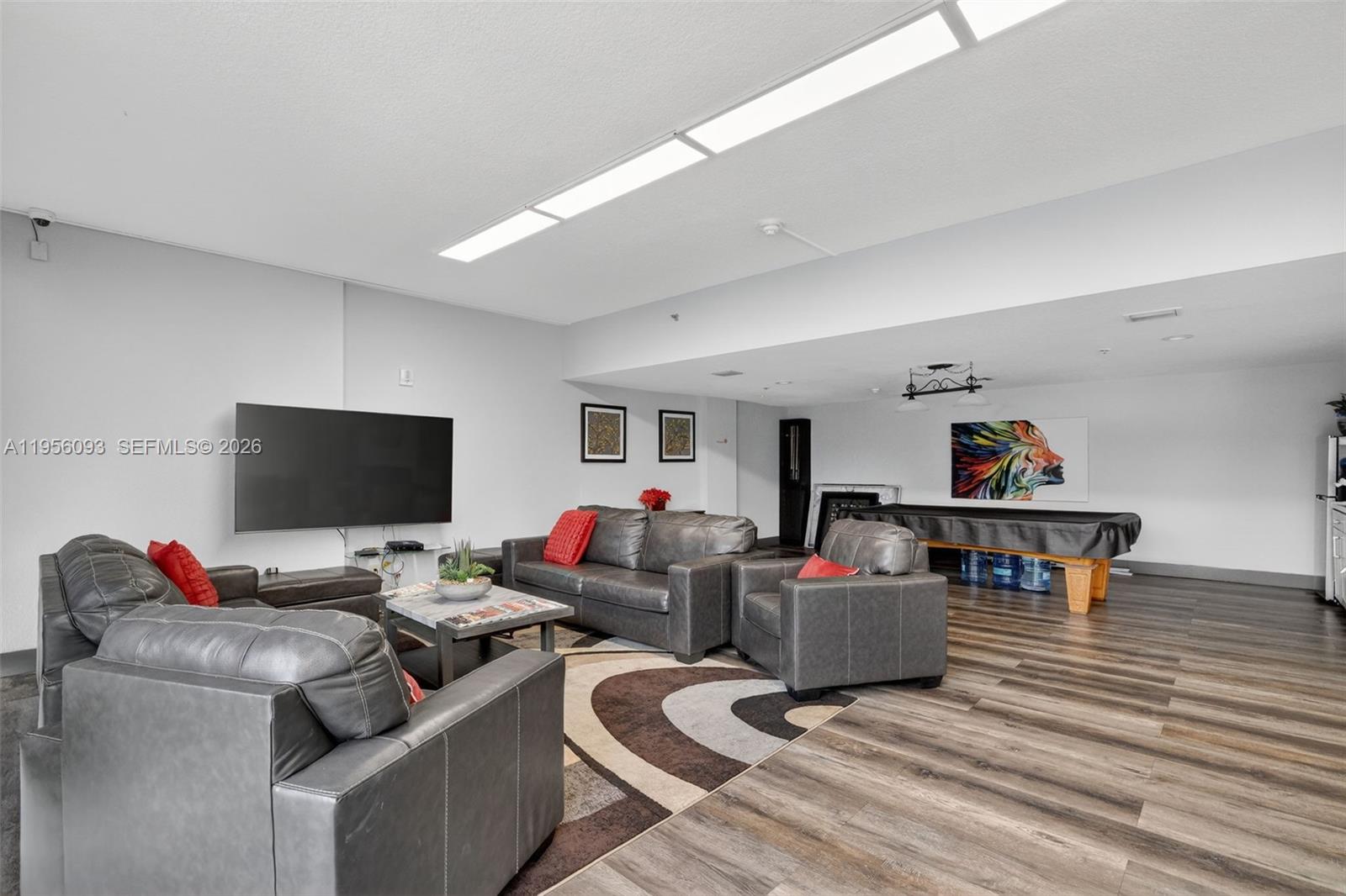 REEF WEST CONDO - Residential Lease
