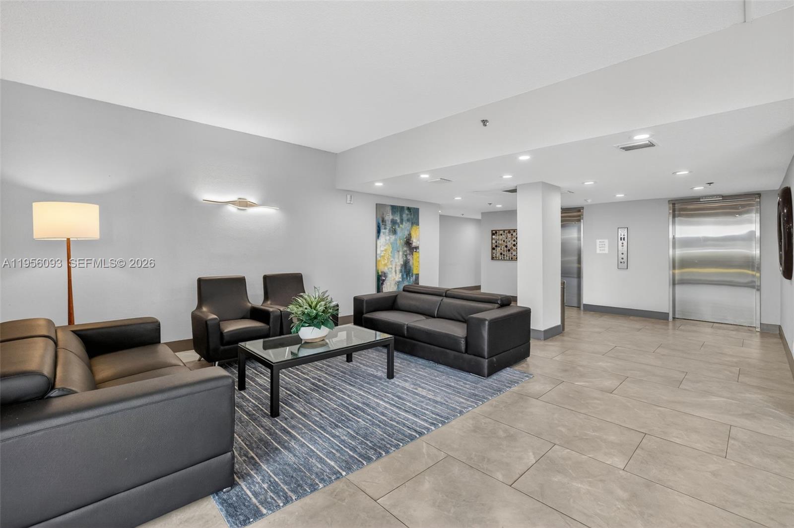 REEF WEST CONDO - Residential Lease