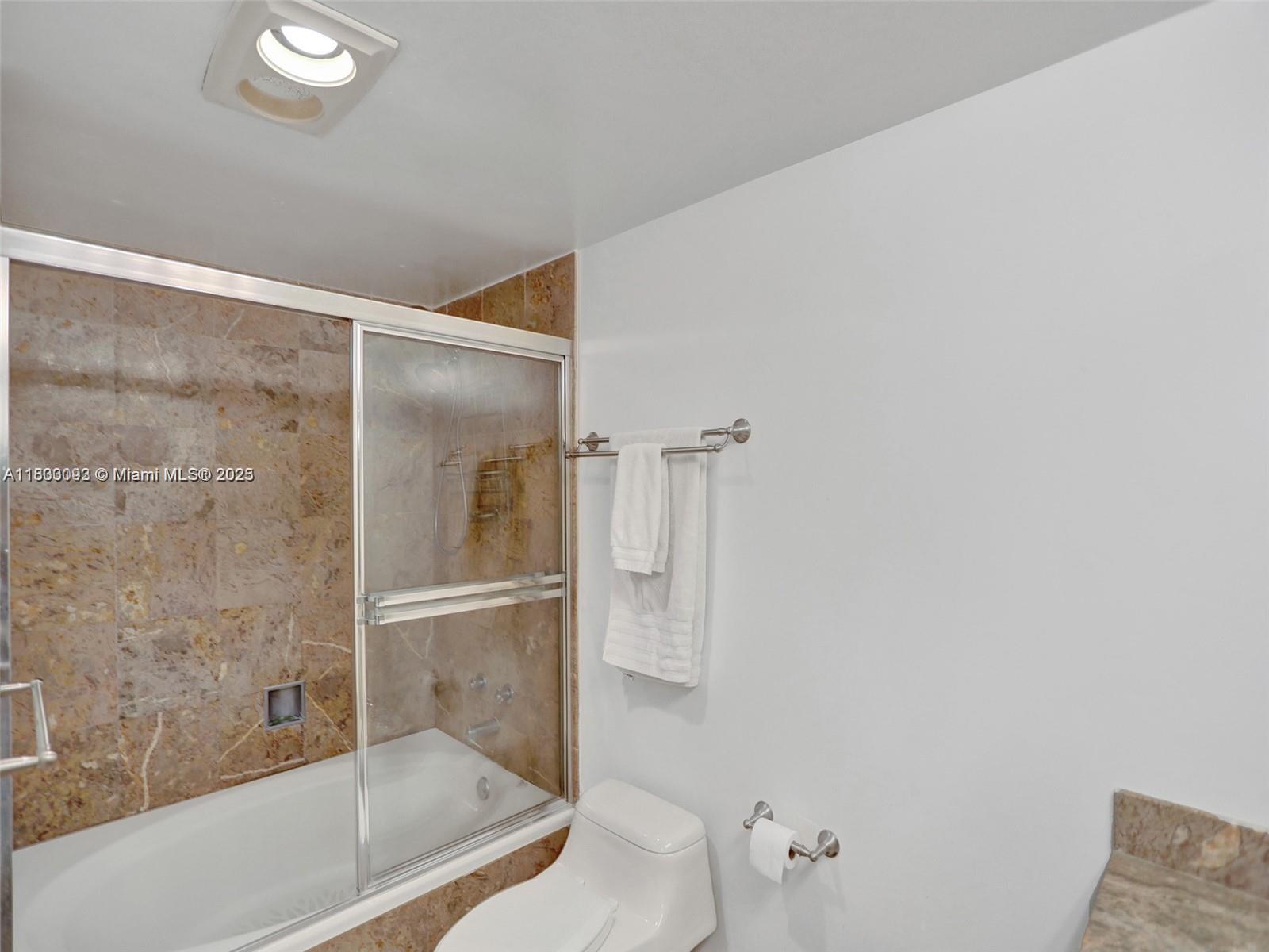 IMPERIAL AT BRICKELL COND - Residential