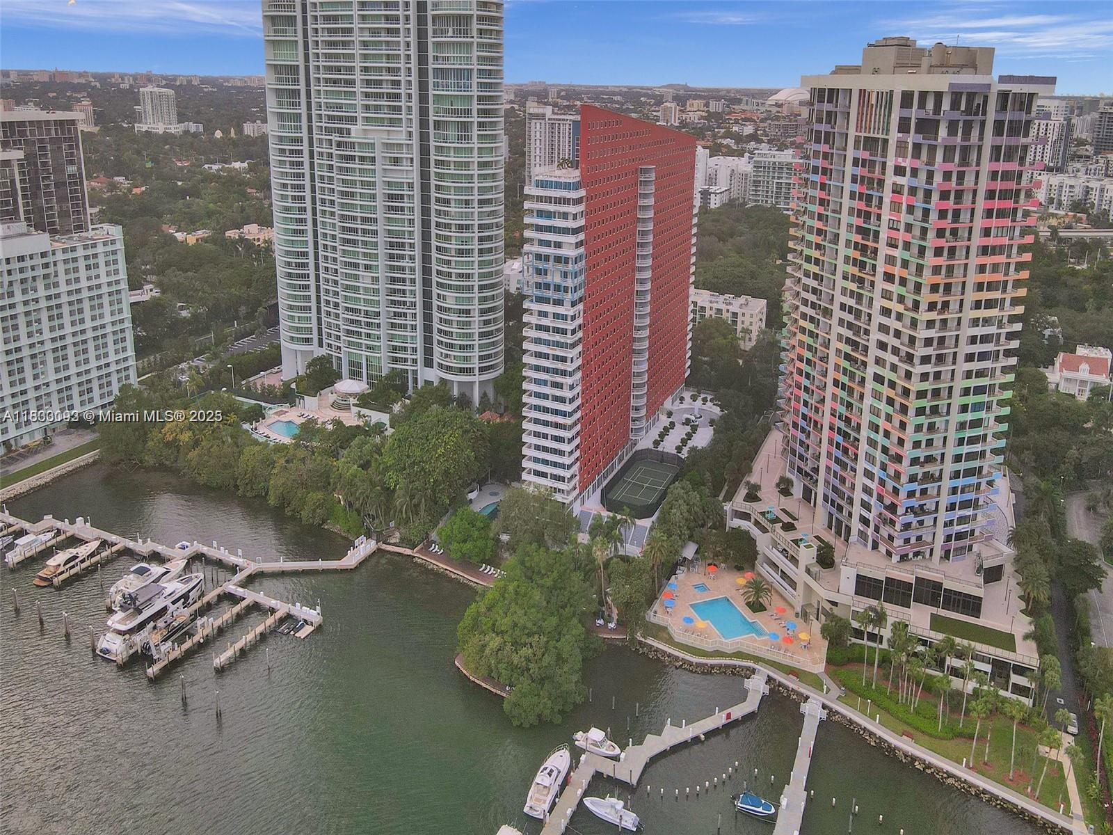 IMPERIAL AT BRICKELL COND - Residential