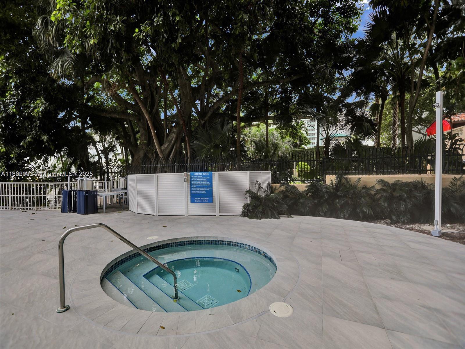 IMPERIAL AT BRICKELL COND - Residential