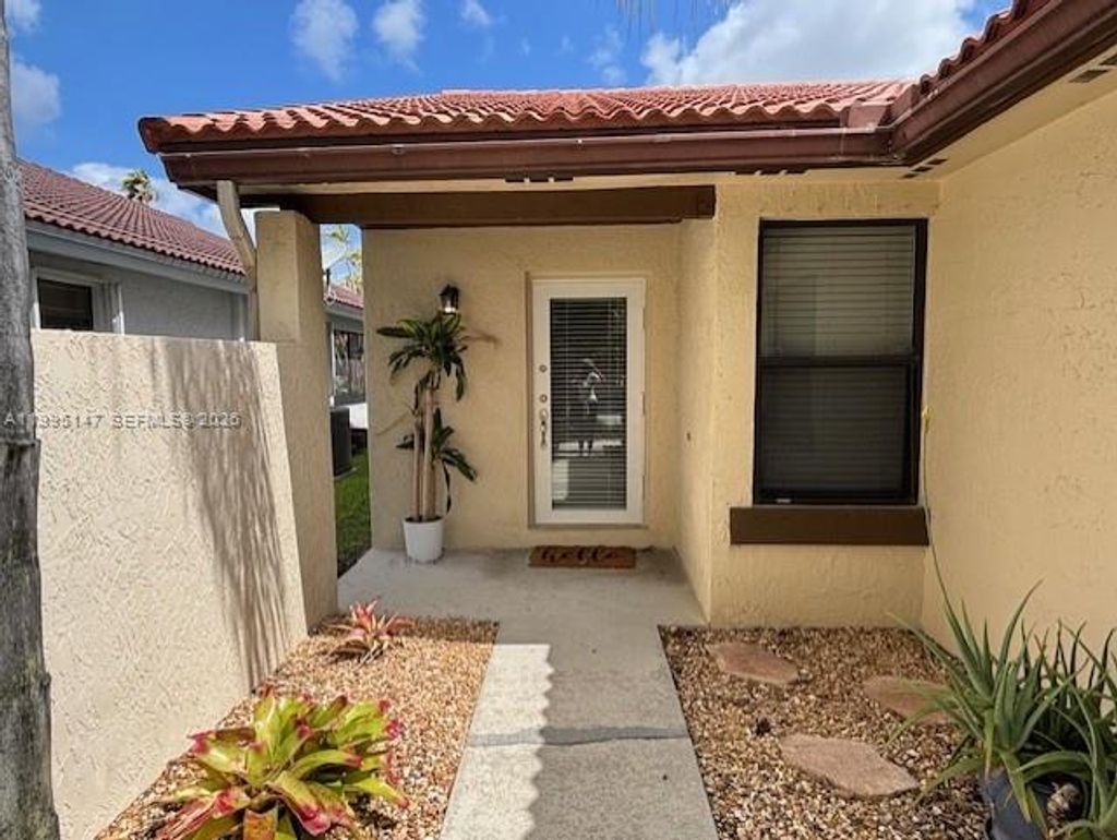 Photo of 2158 Baton Rouge, Weston, FL 33326 (MLS # A11995147)