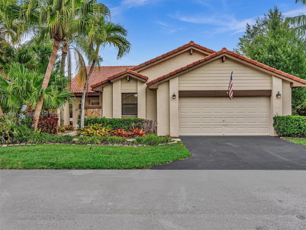 Photo of 2158 Baton Rouge, Weston, FL 33326 (MLS # A11995147)