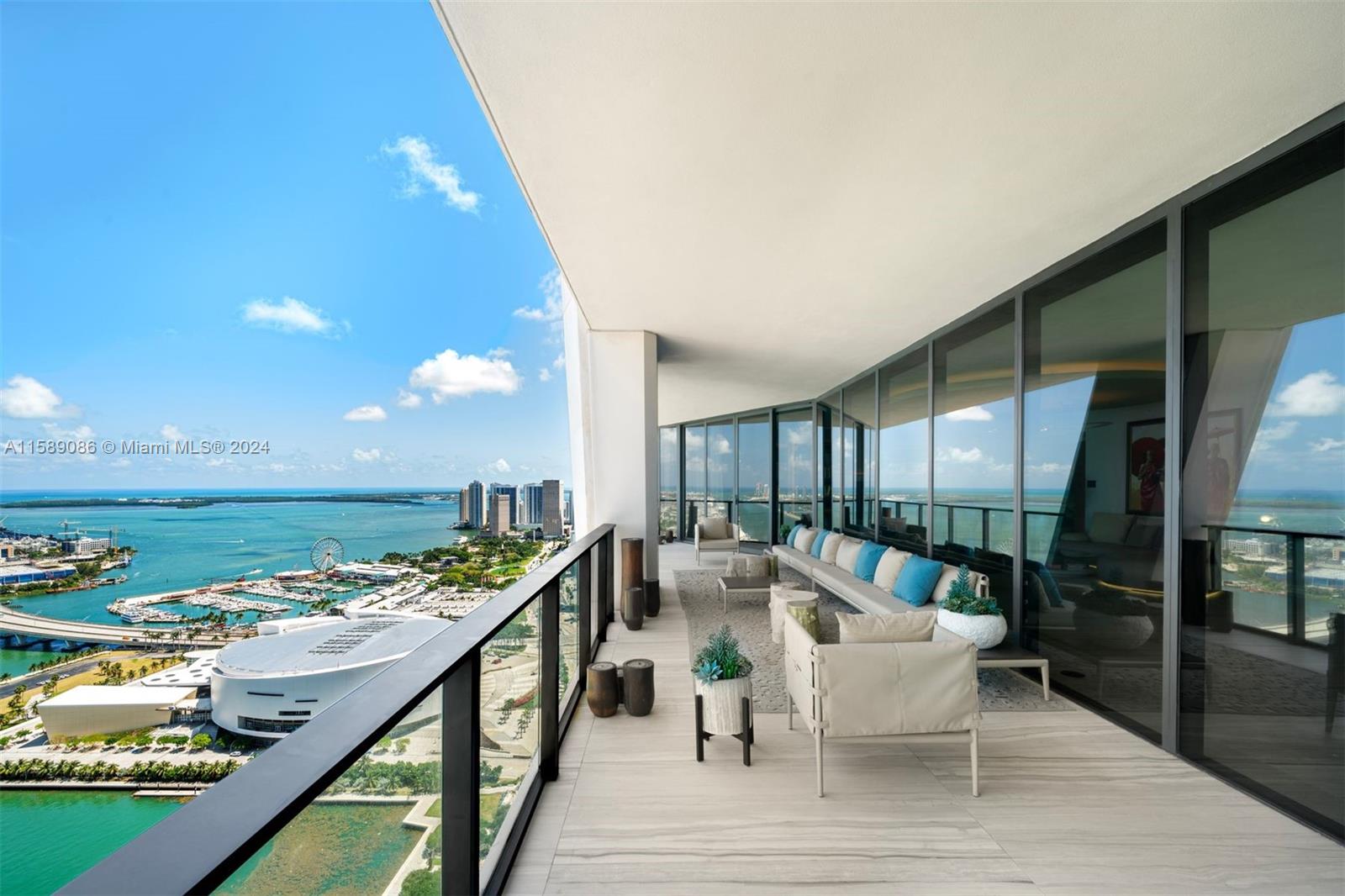 ONE THOUSAND MUSEUM CONDO - Residential