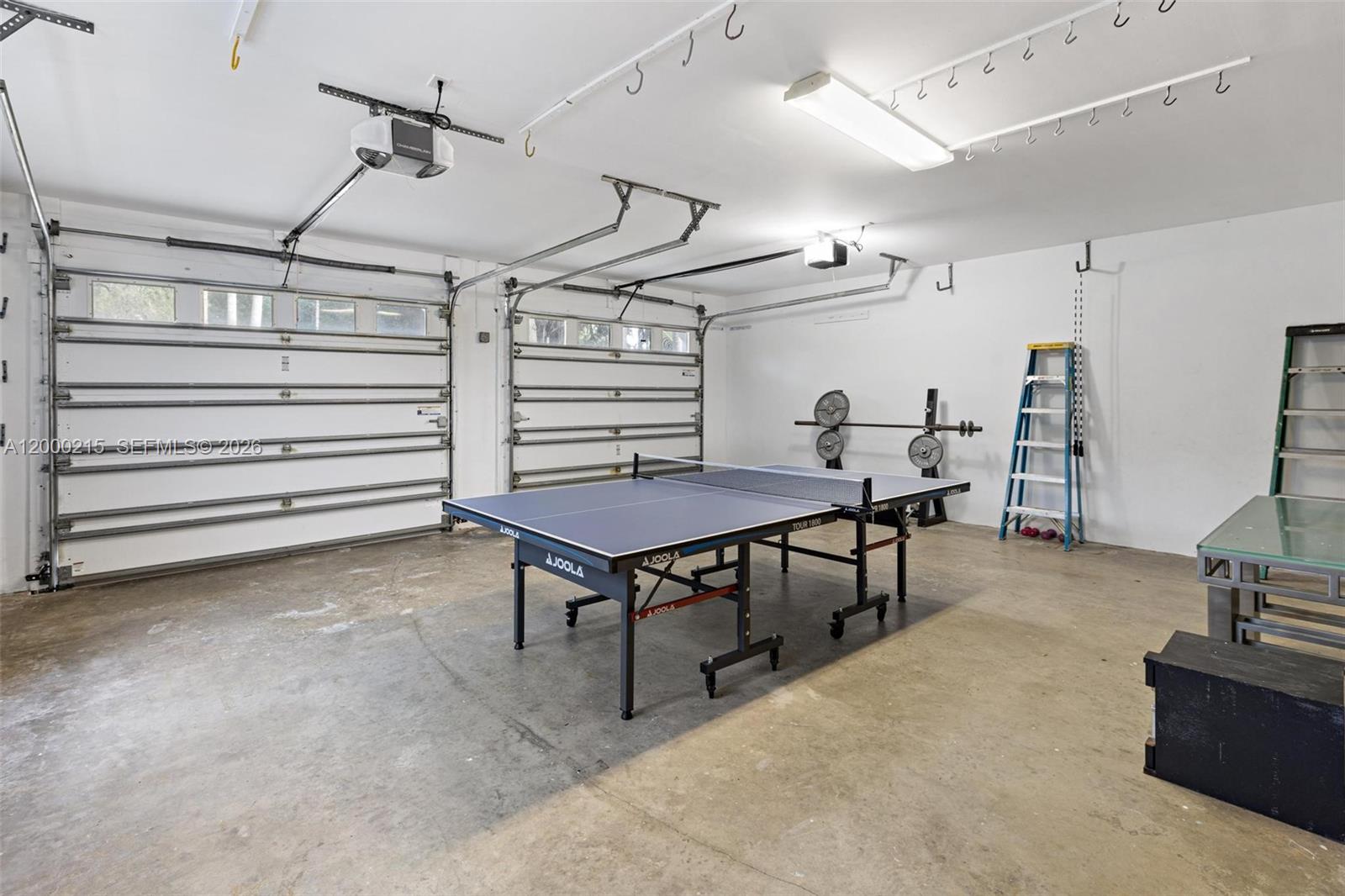 FAIRCHILD ESTATES - Residential Lease