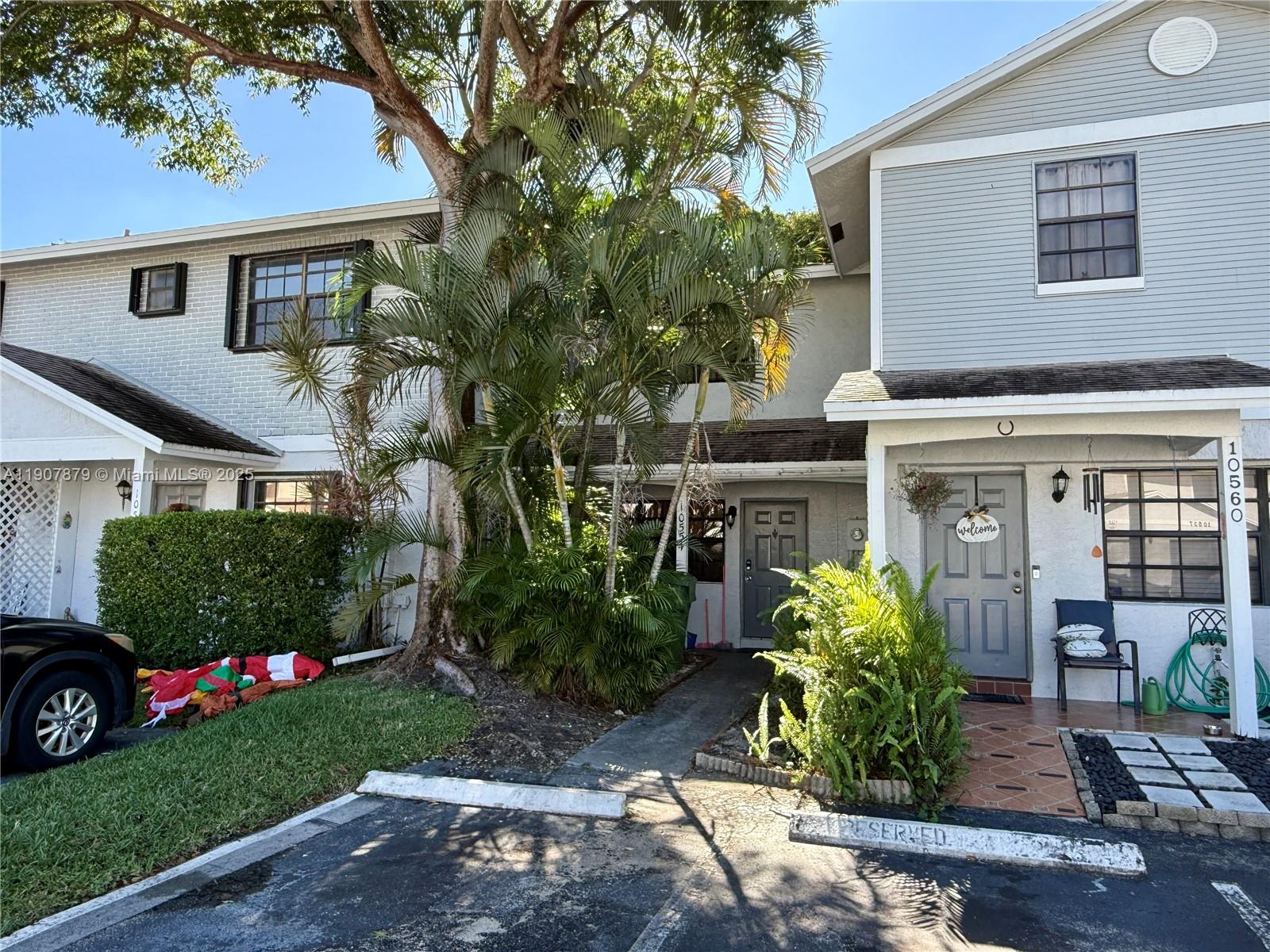 PEMBROKE POINTE SEC ONE - Residential