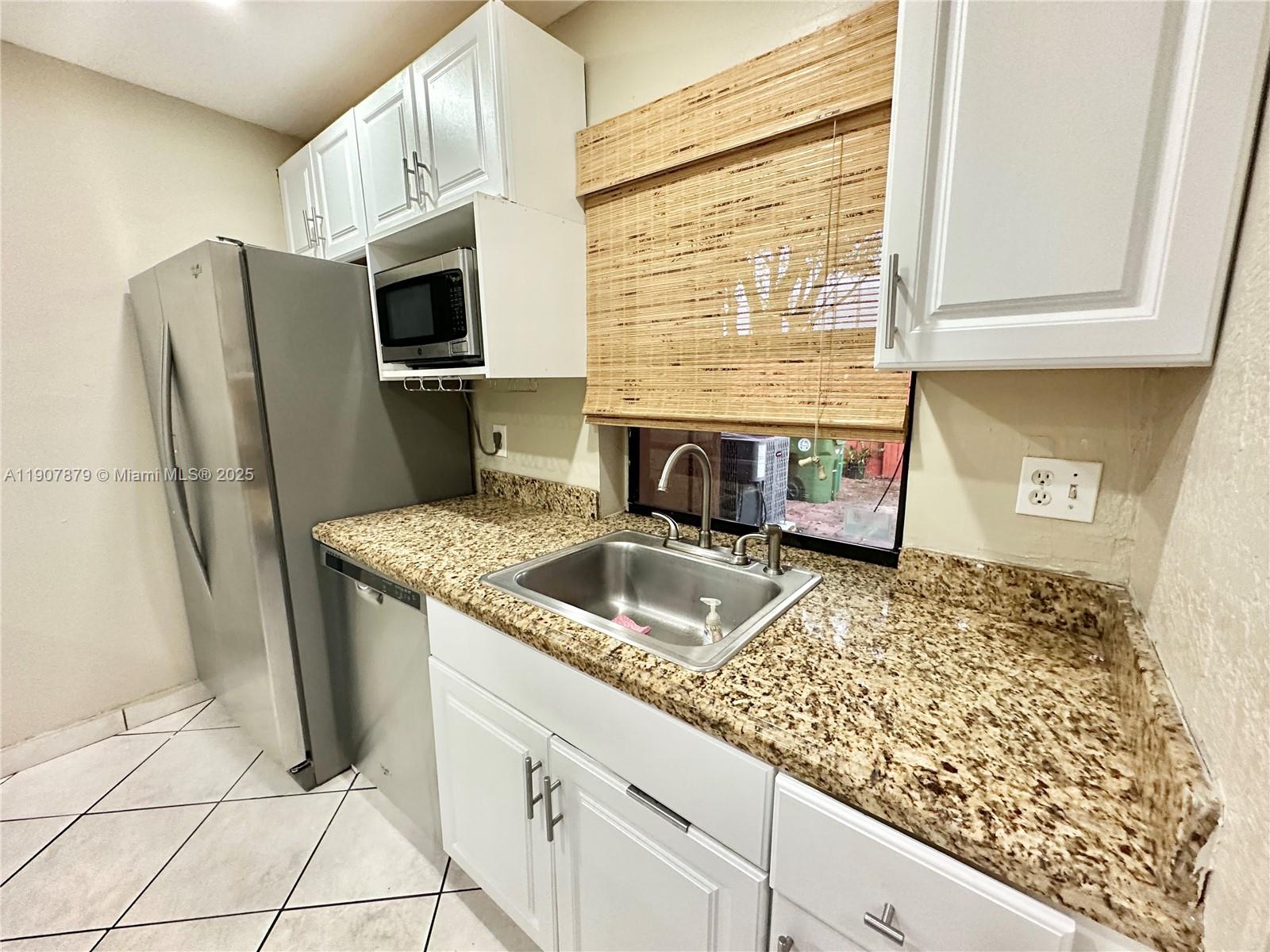 PEMBROKE POINTE SEC ONE - Residential