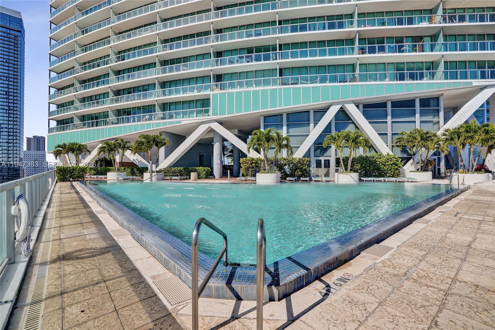 MARINABLUE CONDO - Residential