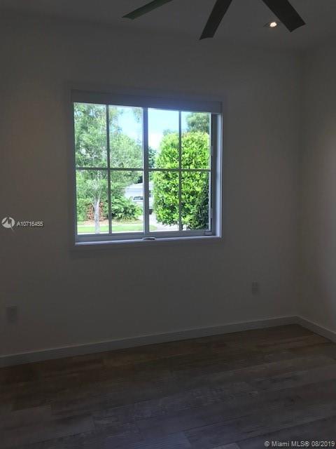 BEVERLY GARDENS - Residential Lease