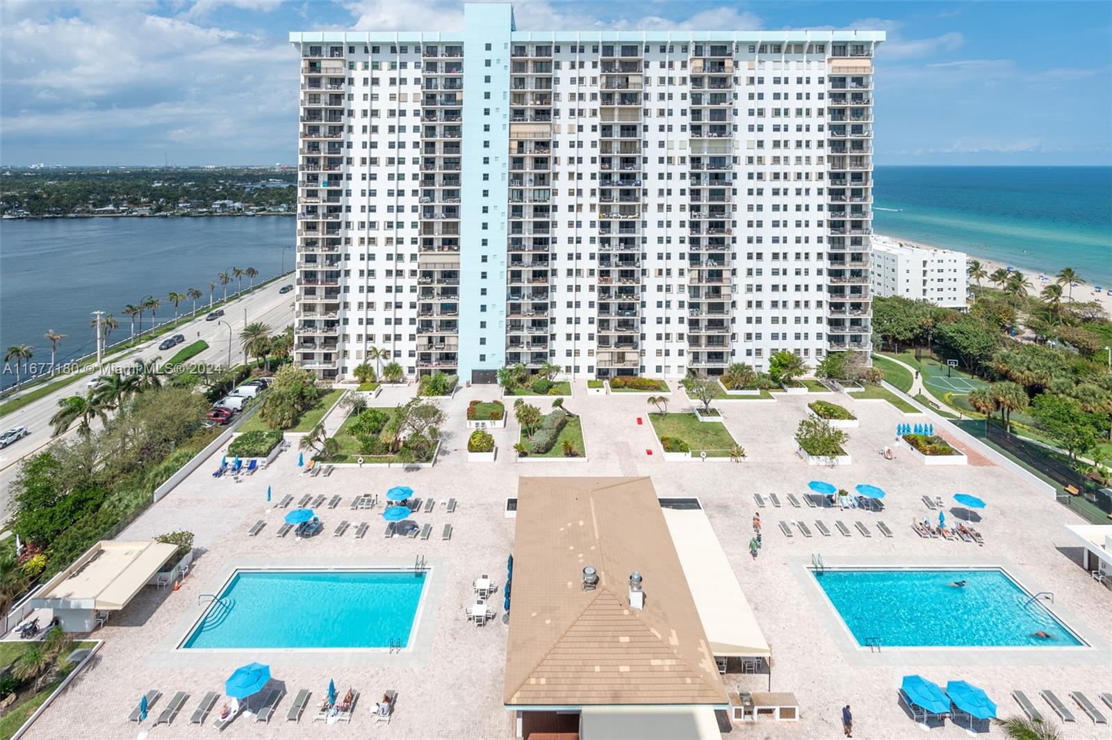 1201 S Ocean Dr 1807S