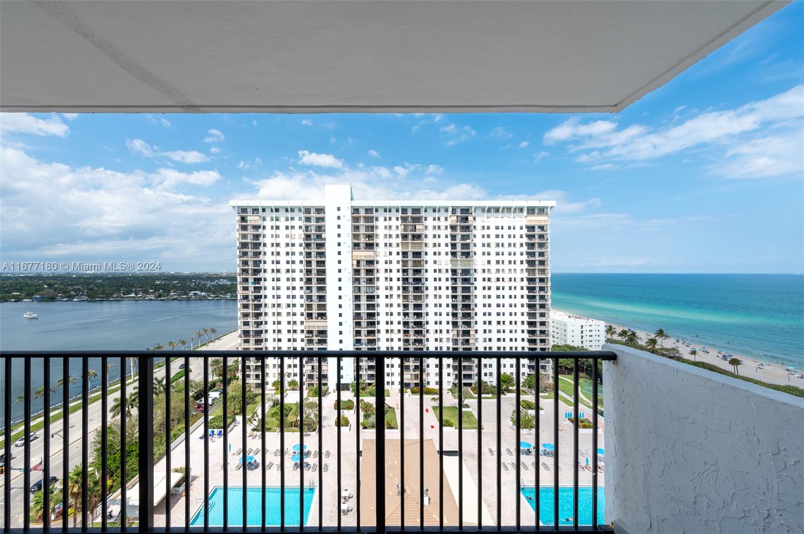 1201 S Ocean Dr 1807S