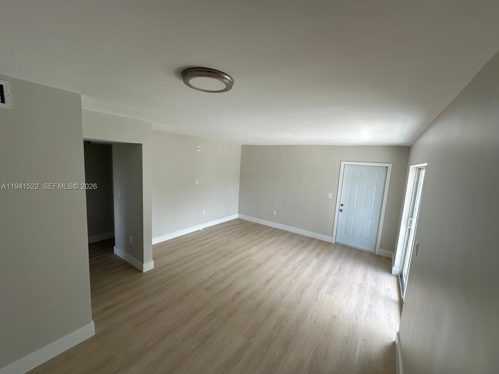 CAUSEWAY BAYFRONTS - Residential Lease