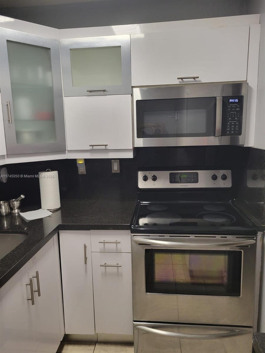 TRITON TOWER CONDO - Residential