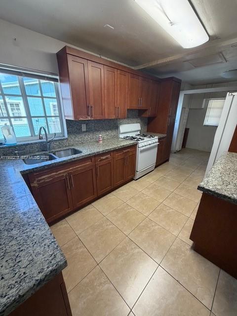 CAROL CITY 6TH ADDN - Residential