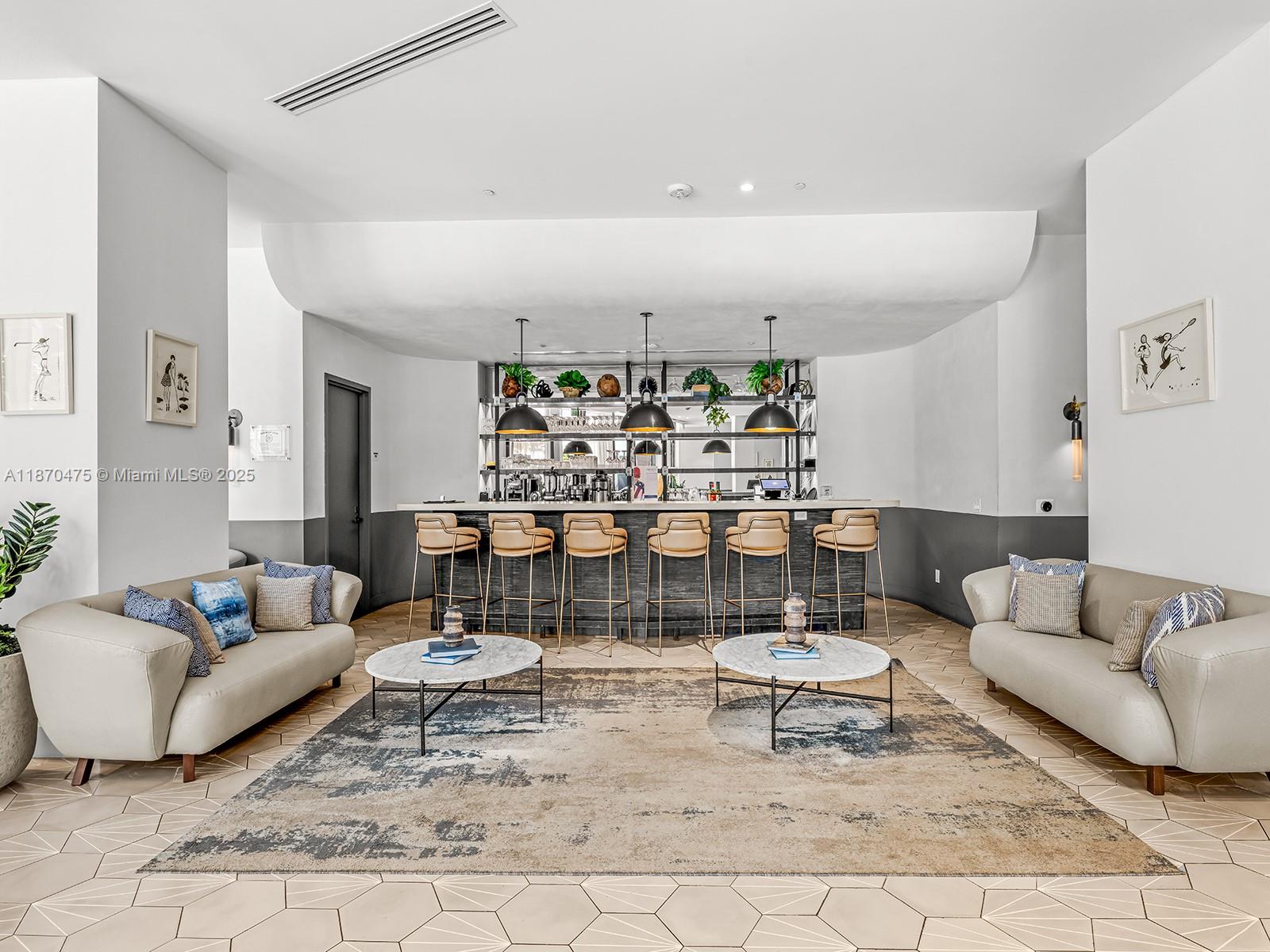 CLUB RESIDENCES AT PARK G - Residential