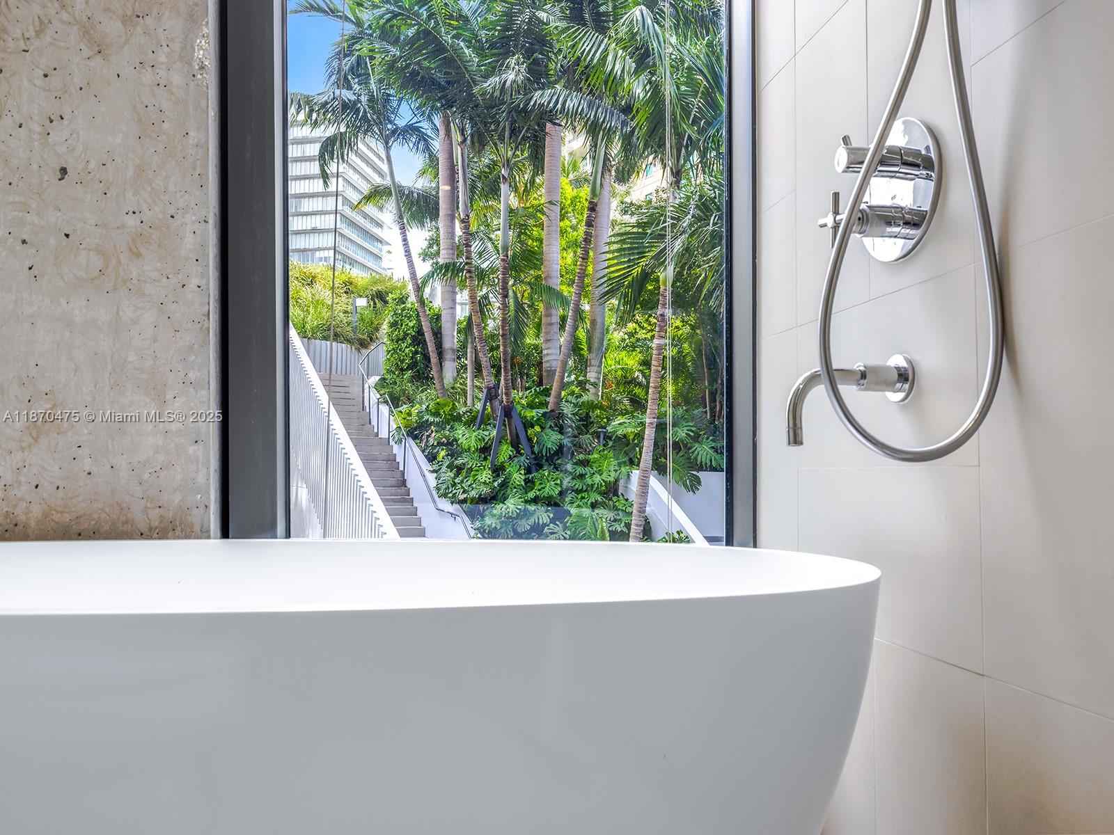 CLUB RESIDENCES AT PARK G - Residential