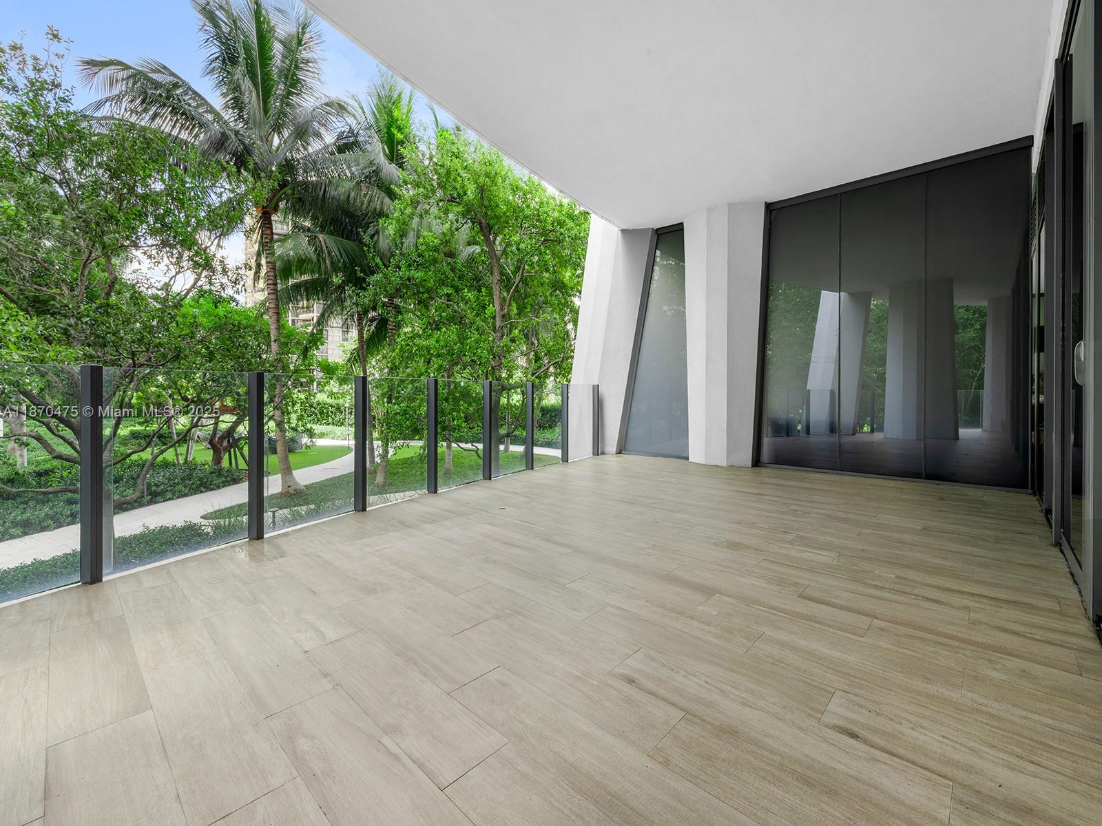 CLUB RESIDENCES AT PARK G - Residential