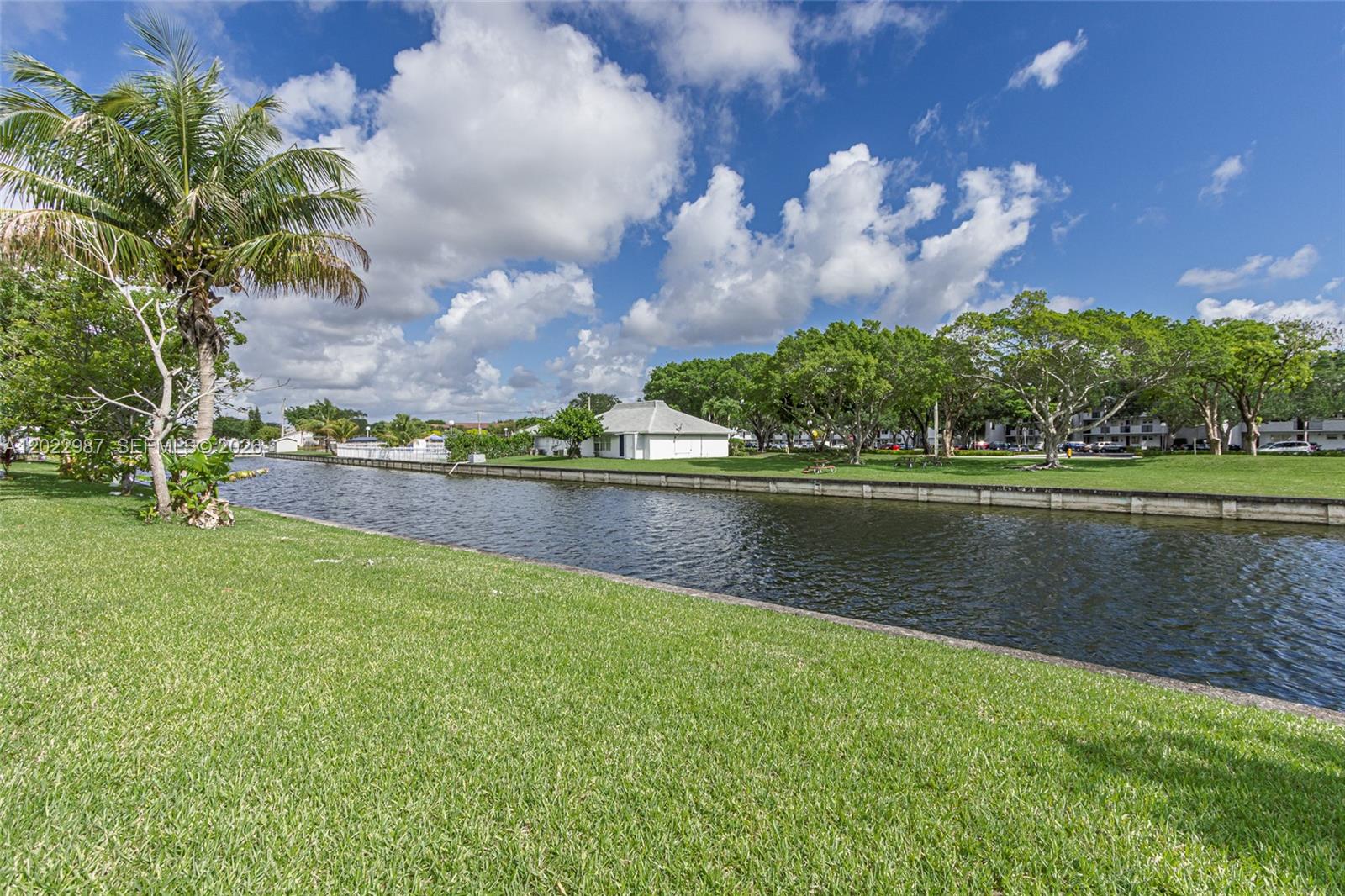 MAINLANDS OF TAMARAC LAKE - Residential