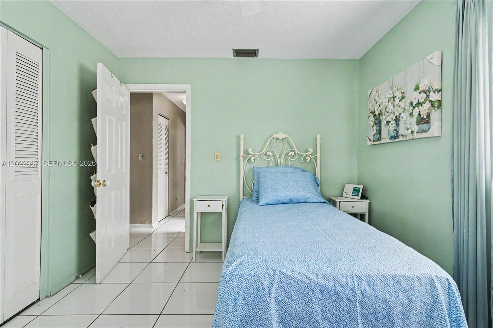 MAINLANDS OF TAMARAC LAKE - Residential