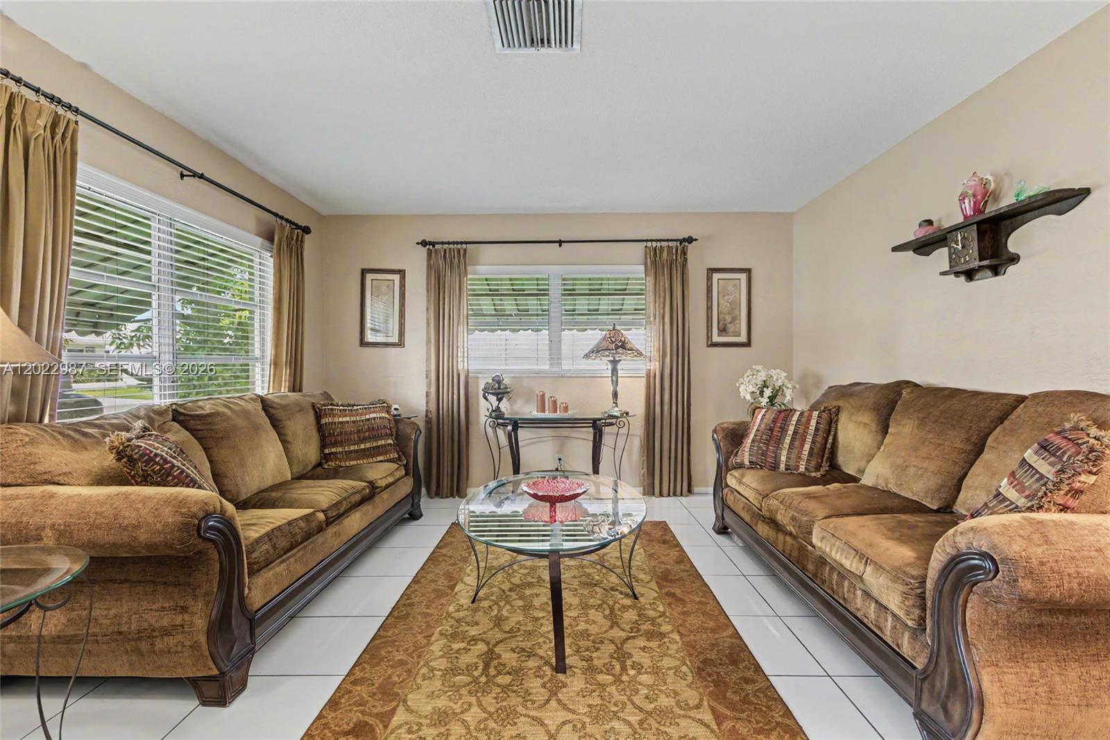 MAINLANDS OF TAMARAC LAKE - Residential