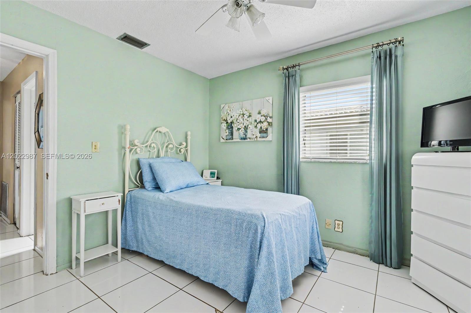 MAINLANDS OF TAMARAC LAKE - Residential