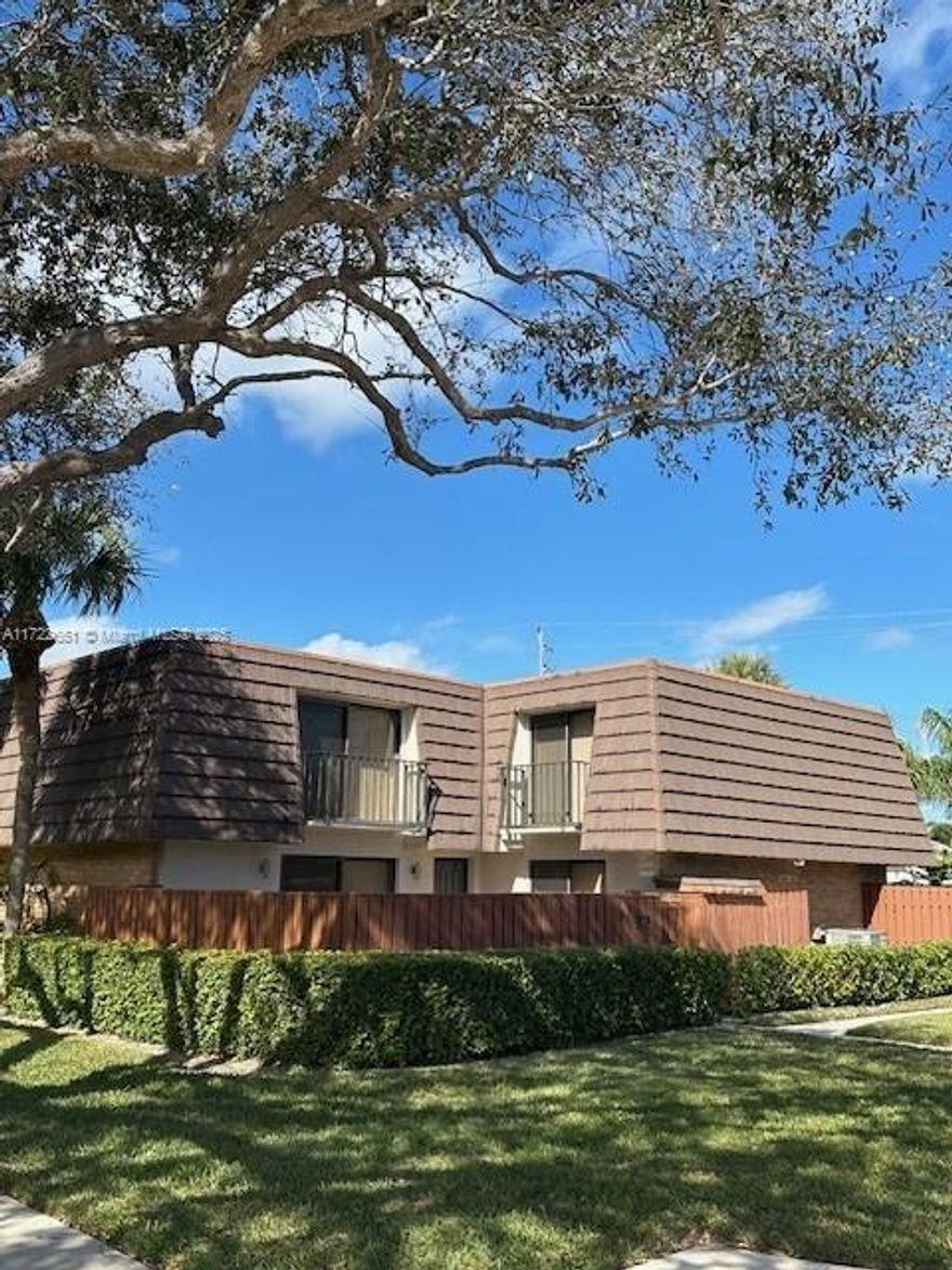 Extremely desirable SE exposure ideally located on 11th court (just steps to pool and Tennis/Pickleball). This Divosta (built solid) 2Br/2.5Ba townhome is immaculate (and original) with 2 parking spots (96C).  Available immediately. Short distance to shopping, Juno beach, restaurants. All taxes, measurements, maintenance/ HOA fees approx.