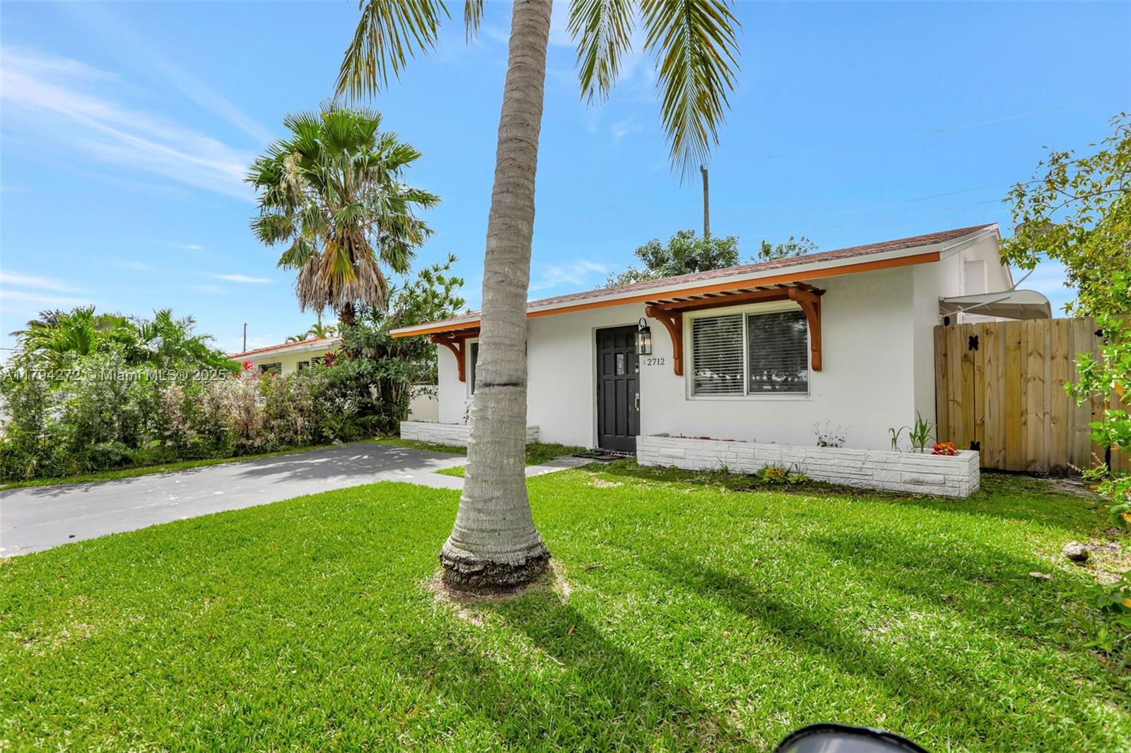 Property for Sale at 2712 Nw 53rd St, Tamarac, Broward County, Florida - Bedrooms: 2 
Bathrooms: 1  - $339,000