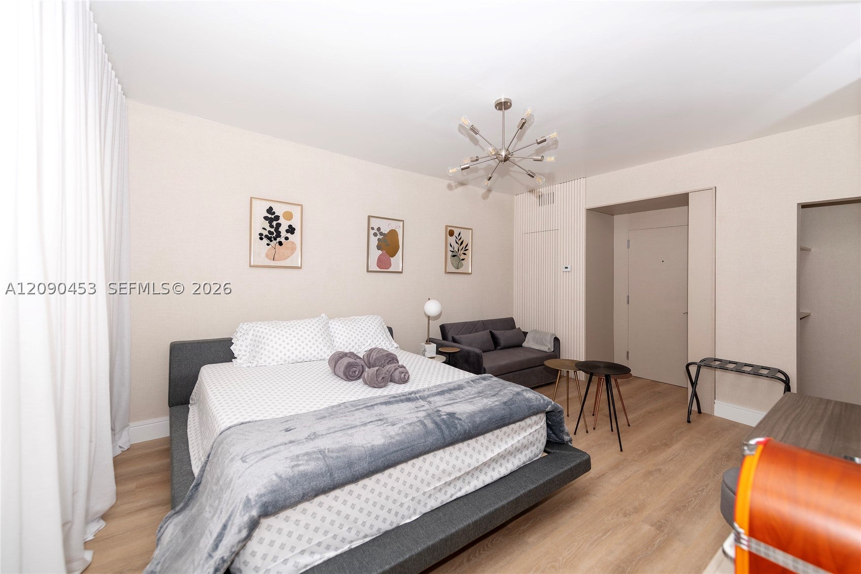 918 Ocean Dr 206