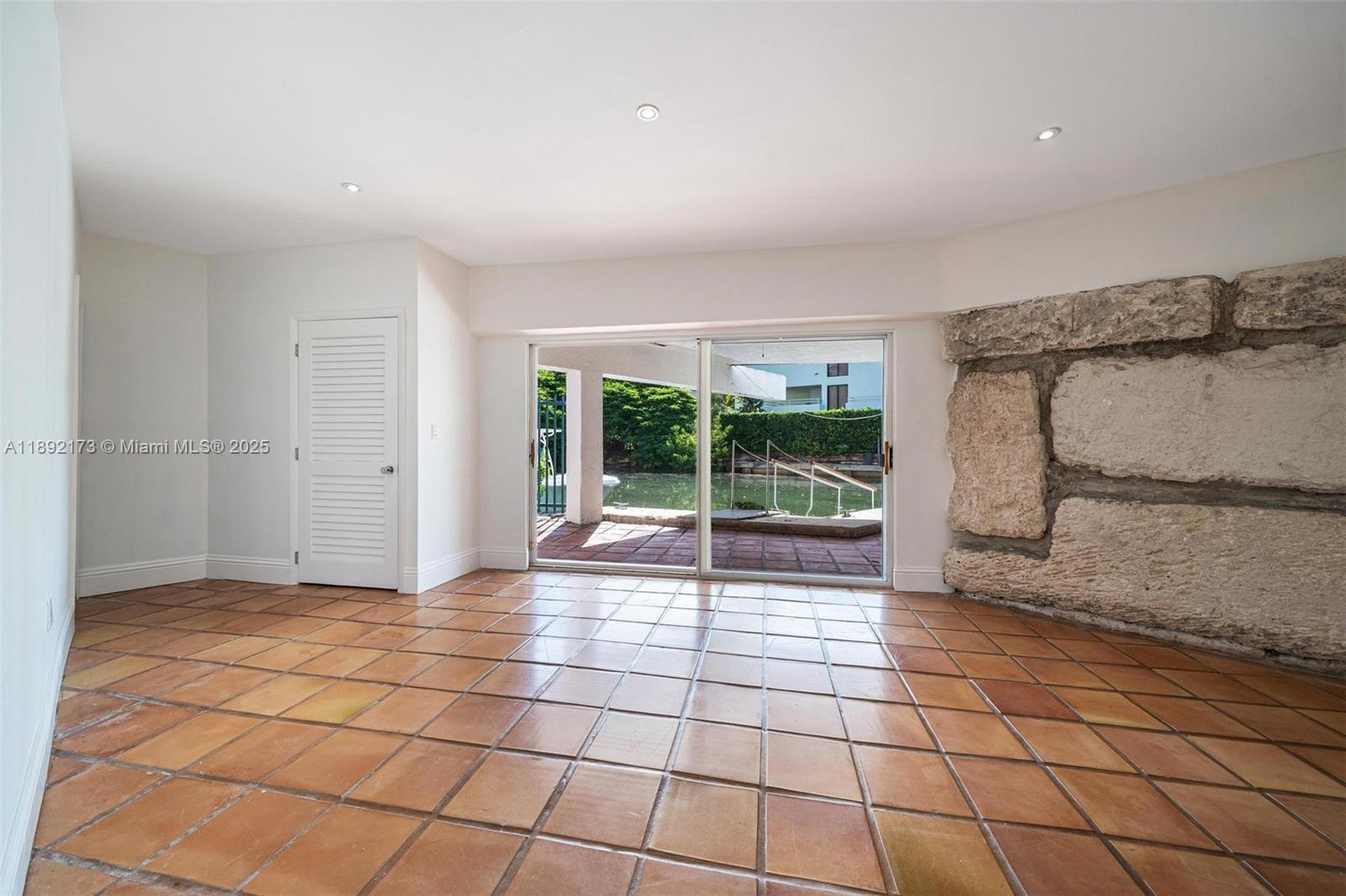 ROCKERMAN HEIGHTS - Residential