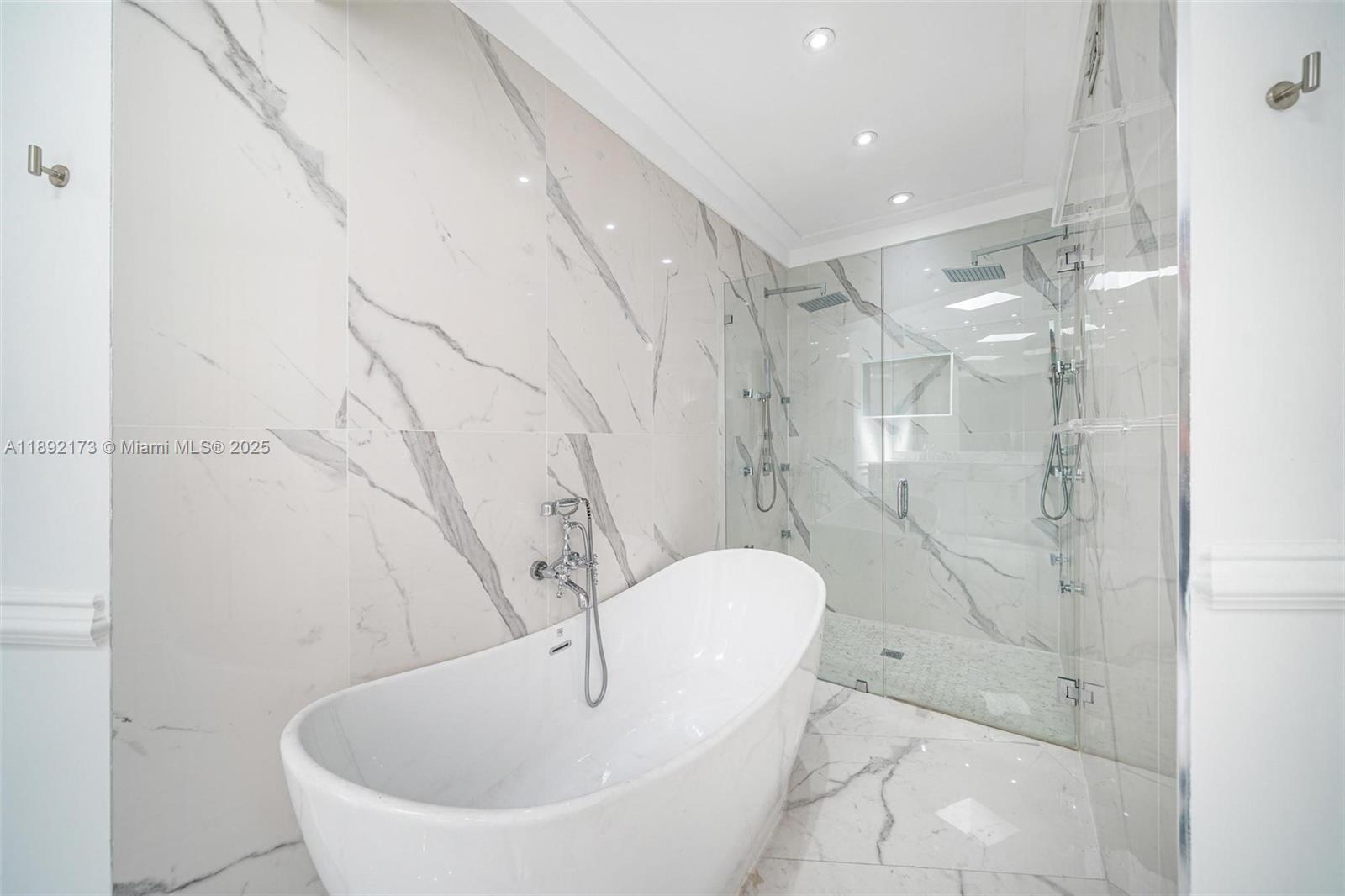 ROCKERMAN HEIGHTS - Residential