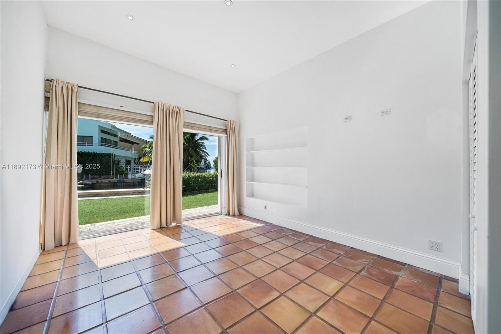 ROCKERMAN HEIGHTS - Residential