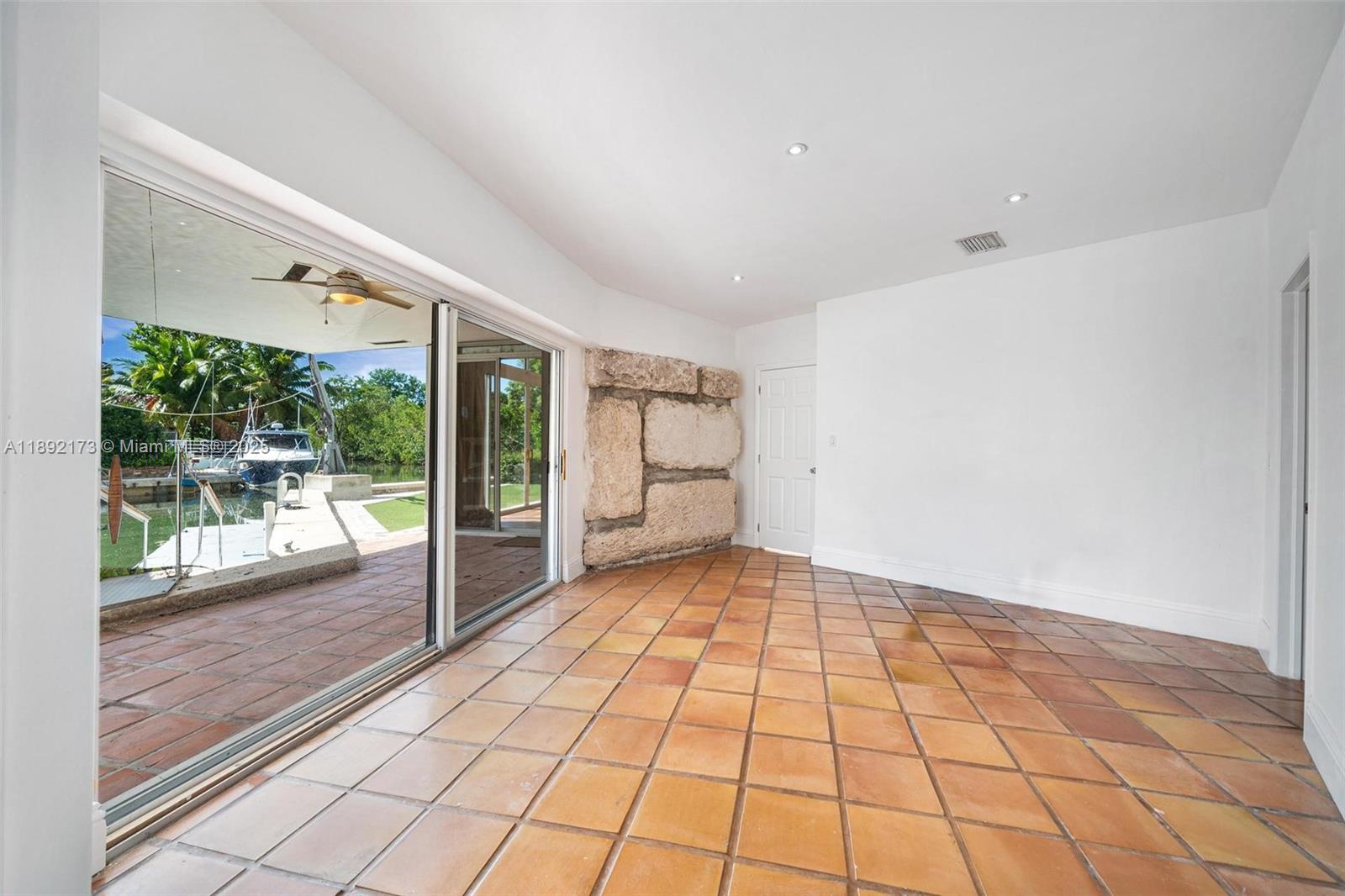 ROCKERMAN HEIGHTS - Residential