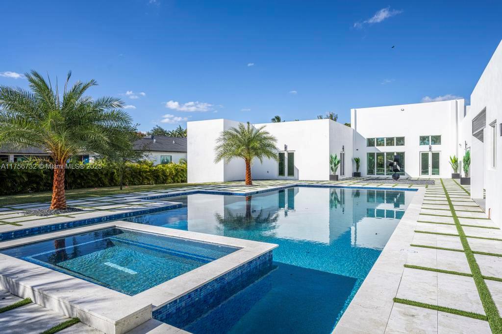 UNINCORPORATED DADE COUNTY - Residential