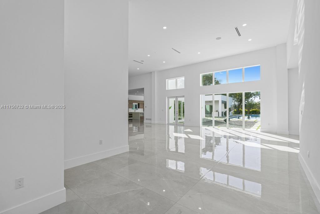 UNINCORPORATED DADE COUNTY - Residential