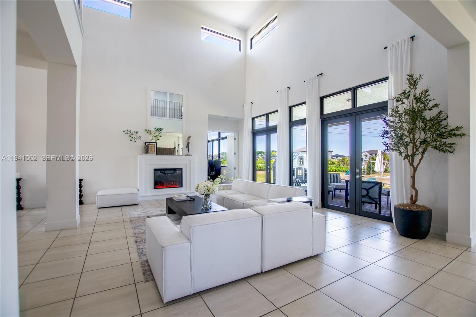 CIRCLE S ESTATES - Residential