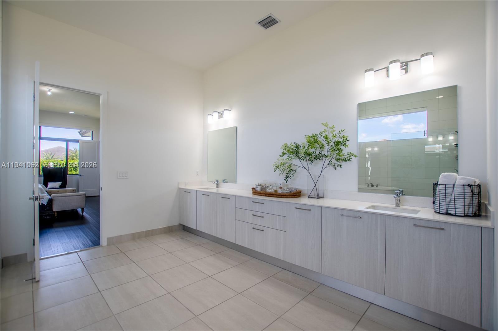 CIRCLE S ESTATES - Residential