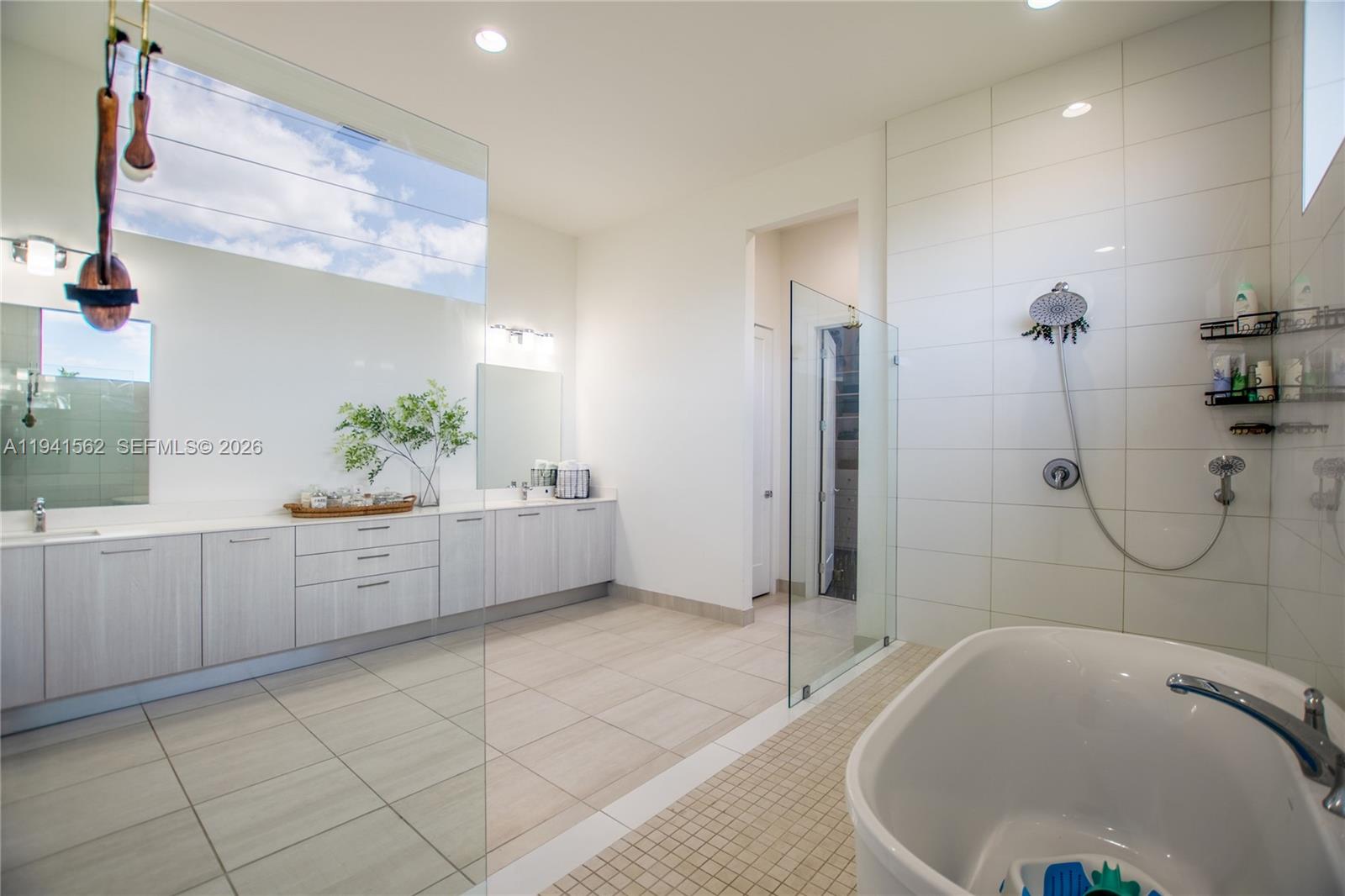 CIRCLE S ESTATES - Residential