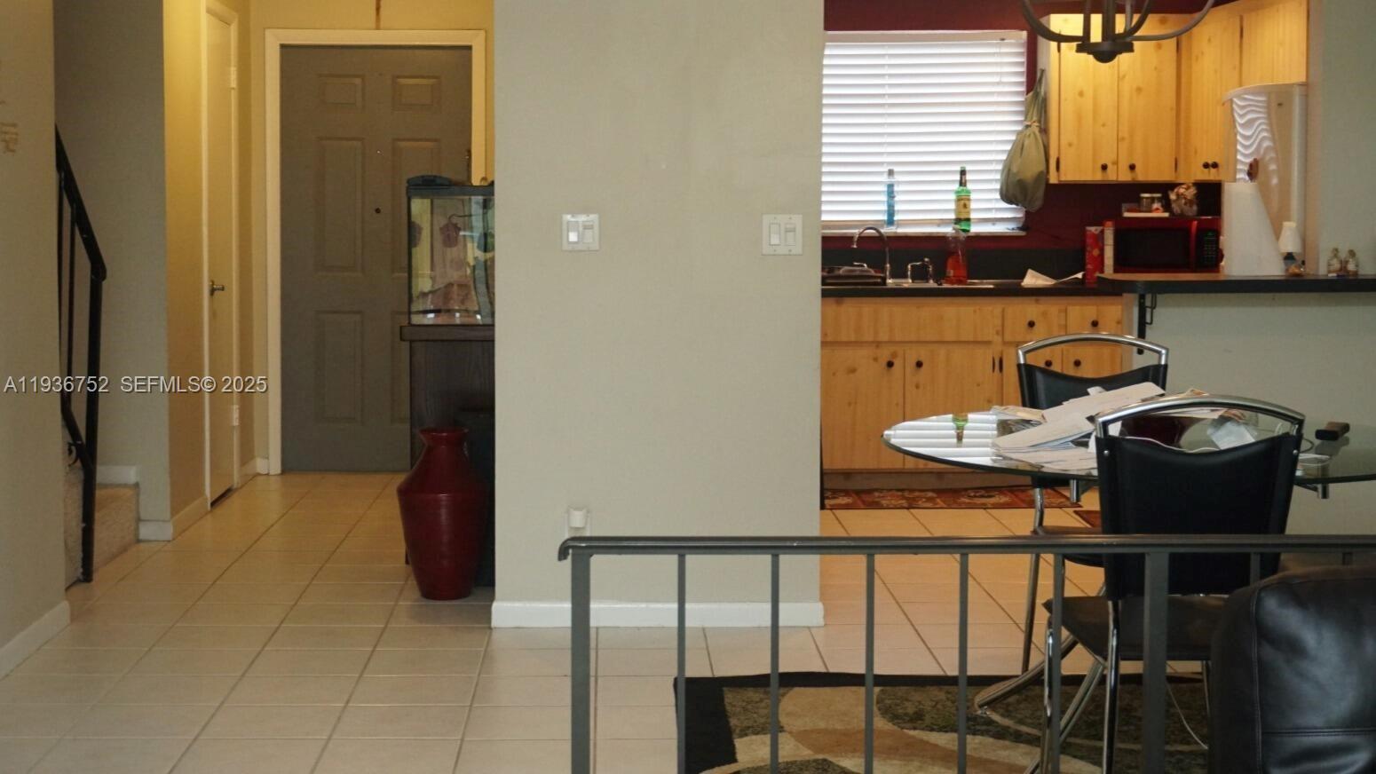 ARISTA PARK CONDO - Residential