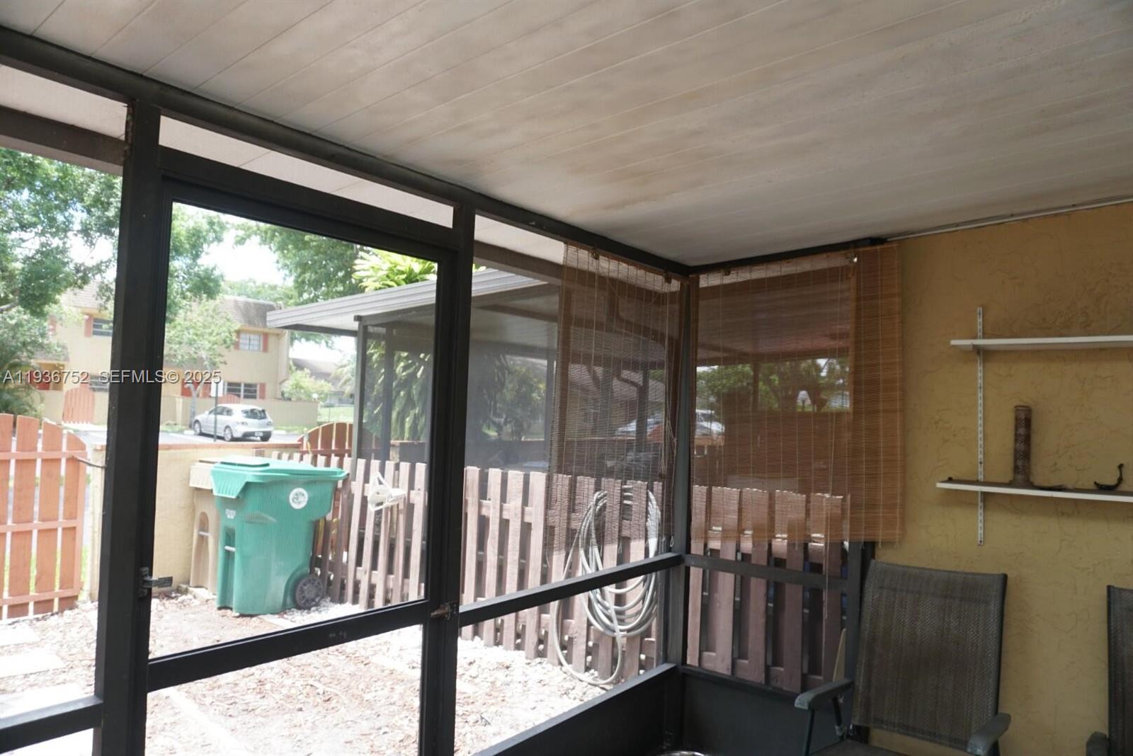 ARISTA PARK CONDO - Residential