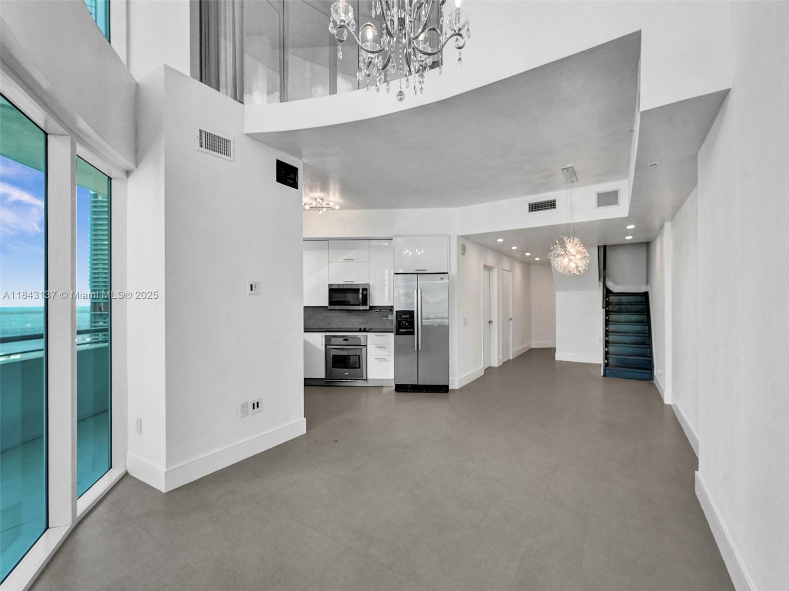 60 SW 13th St 3224