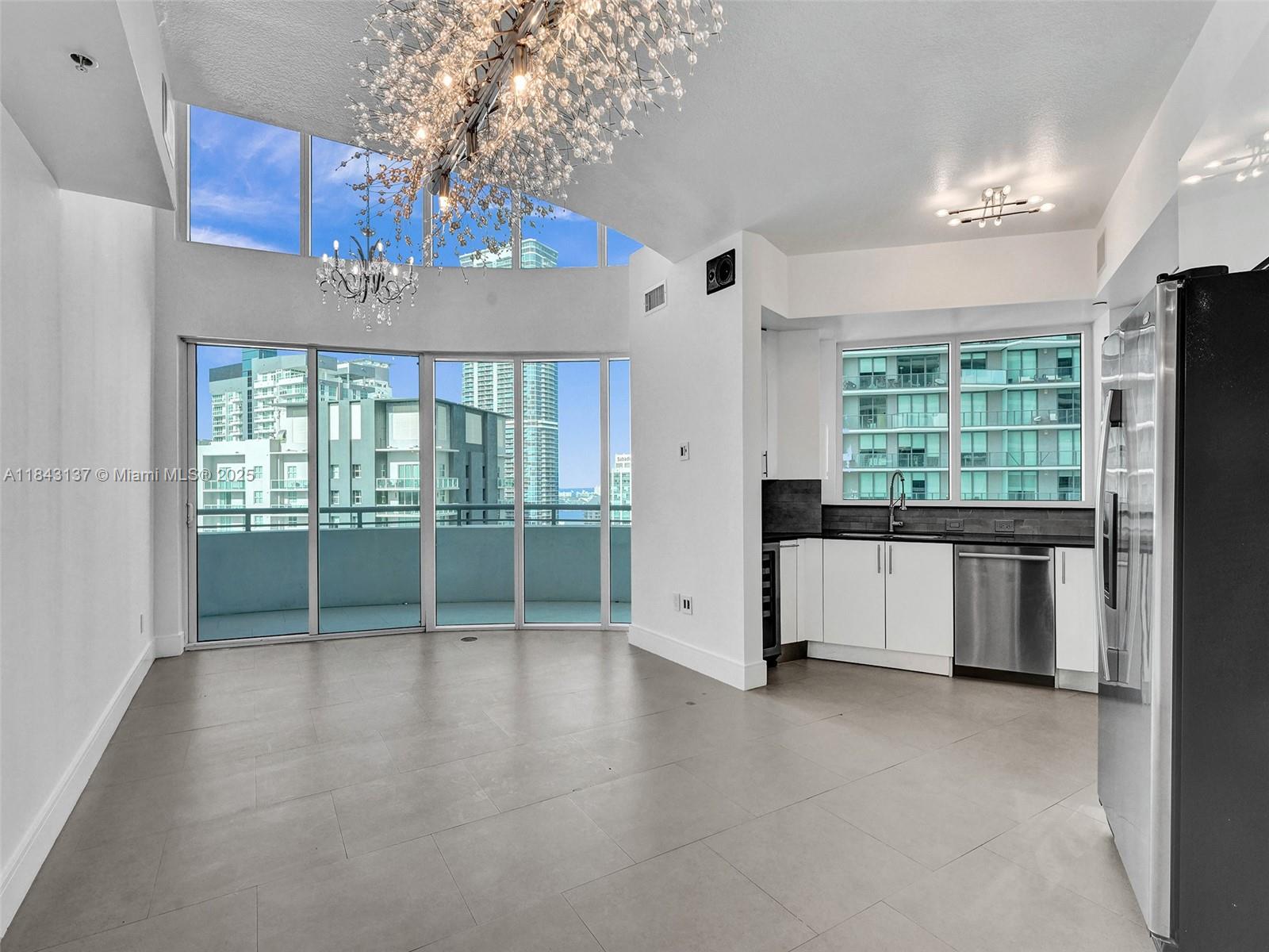 60 SW 13th St 3224